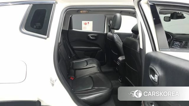 Jeep Compass 2nd Generation 2018 Белый из Кореи, фото 3