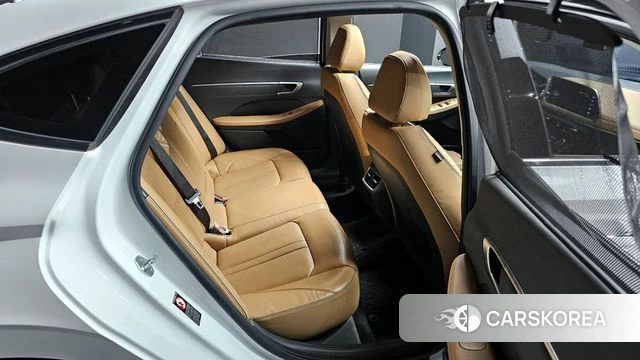 Hyundai Sonata (DN8) 2022 Белый из Кореи, фото 3