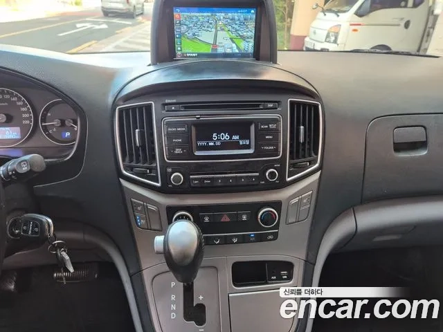 Hyundai The New Grand Starex 2018 Серебристо-серый из Кореи, фото 3