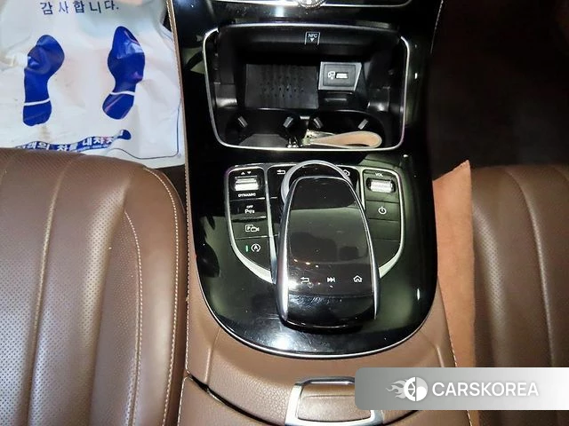 Mercedes-Benz E-Class W213 2019 Белый из Кореи, фото 3