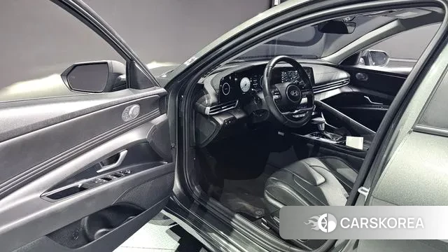 Hyundai The New Avante (CN7) 2024 Серый из Кореи, фото 3