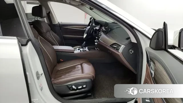 BMW 6 Series GT (G32) 2022 Белый из Кореи, фото 3