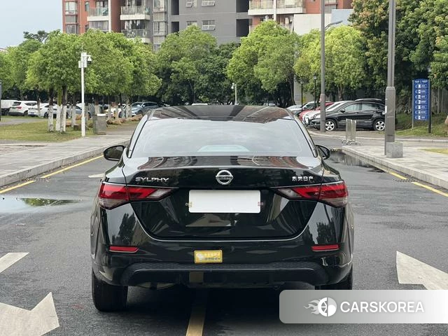 Nissan Xuan Yi 2022 Черный из Китая, фото 3