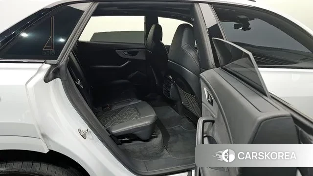 Audi Q8 (4M) id 3120851 из Кореи 3