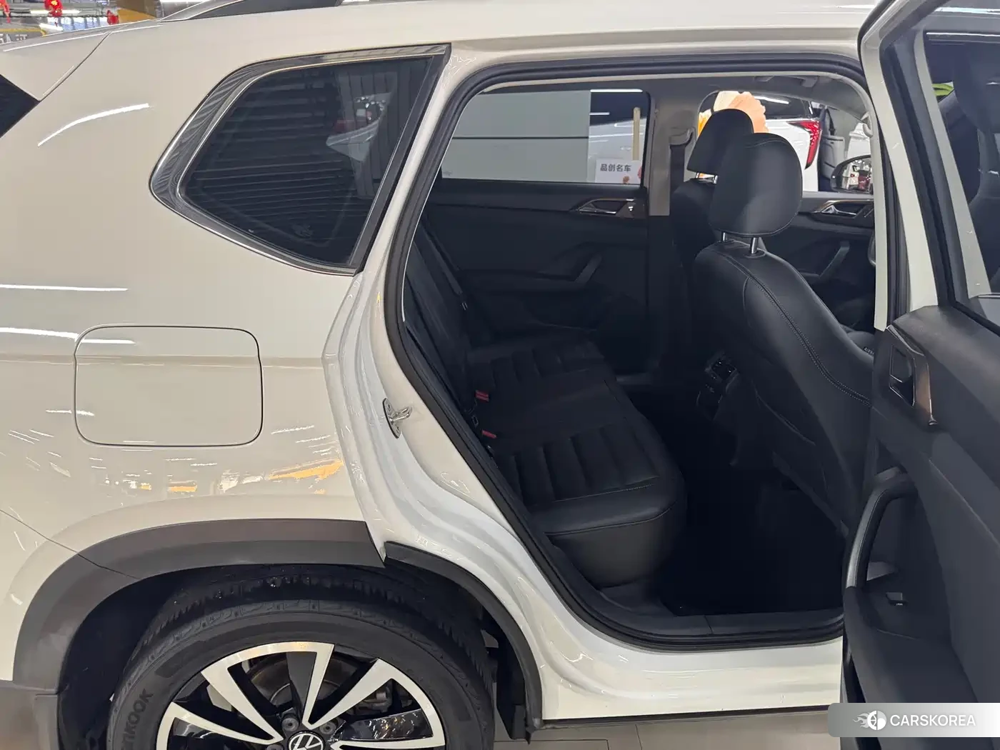 Volkswagen Tharu 2022 Белый из Китая, фото 3