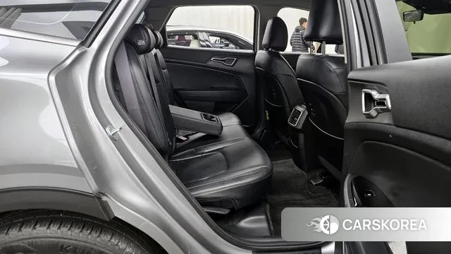 Kia Sportage 5th Generation 2021 Серебряный из Кореи, фото 3