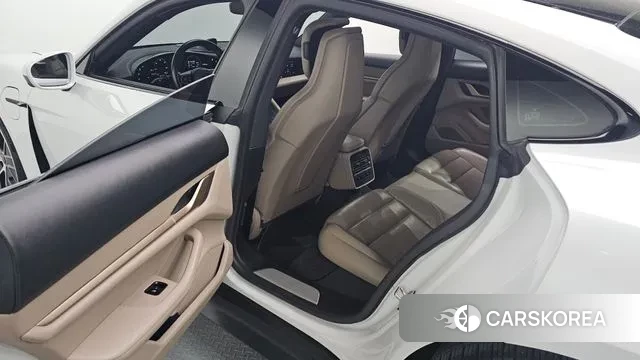 Porsche Taycan 2021 Белый из Кореи, фото 3