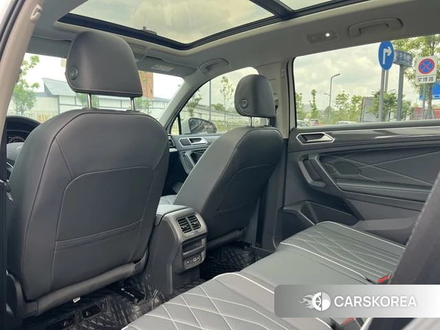 Volkswagen Tiguan L 2024 Белый из Китая, фото 3