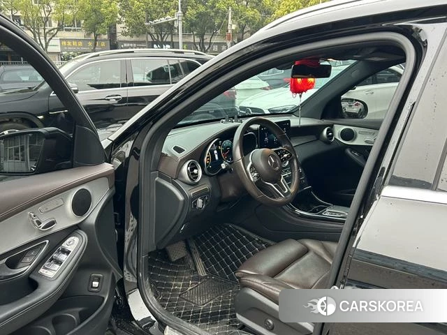 Mercedes-Benz GLC 2021 Черный из Китая, фото 3