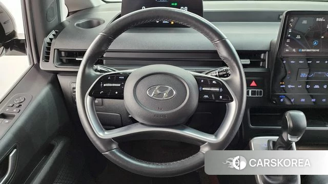 Hyundai Staria 2023 Белый из Кореи, фото 3