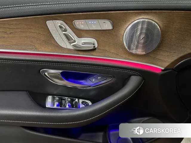 Mercedes-Benz E-Class W213 2020 Белый из Кореи, фото 3