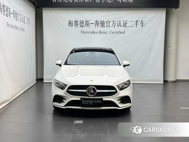 Mercedes-Benz Class A 2021 Белый из Китая, фото 3