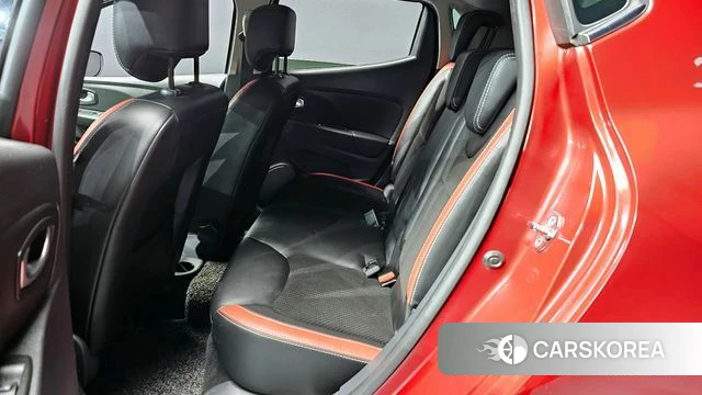 Renault Korea (Samsung) Clio 2018 Красный из Кореи, фото 3