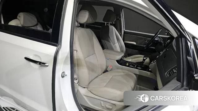 Kia The New Carnival 2019 Белый из Кореи, фото 3