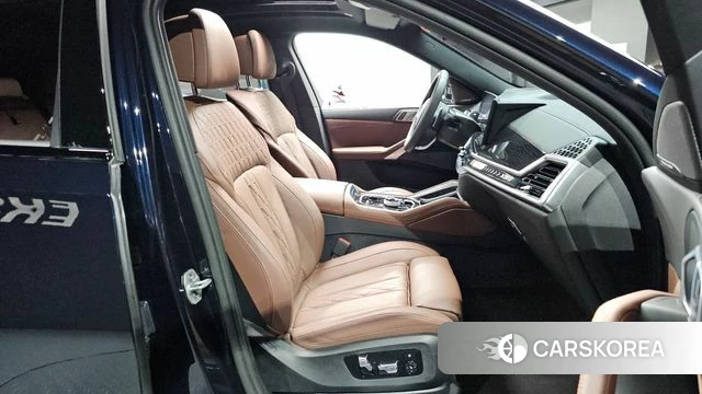 BMW X6 (G06) 2025 Черный из Кореи, фото 3