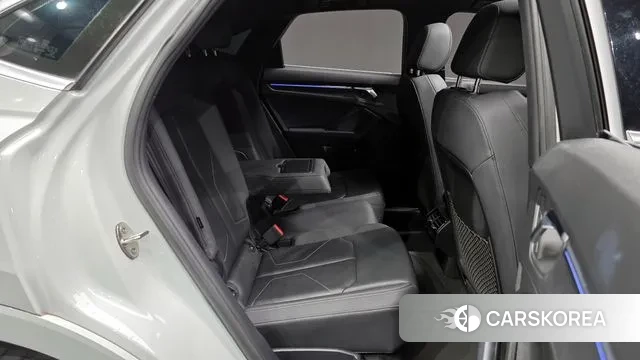 Audi Q3 (F3) 2020 Белый из Кореи, фото 3