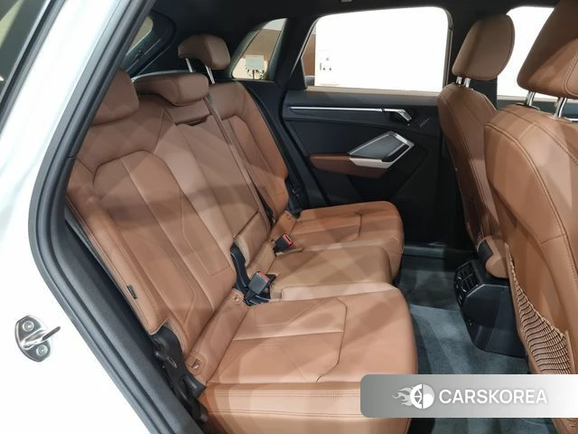Audi Q3 (F3) 2026 Белый из Кореи, фото 3