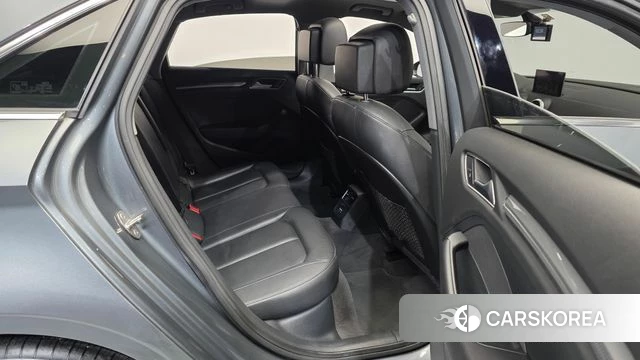 Audi New A3 2018 Серый из Кореи, фото 3