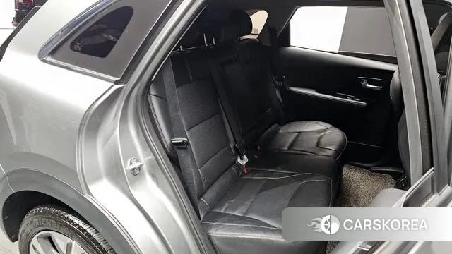 Kia Niro EV 2021 Серебряный из Кореи, фото 3