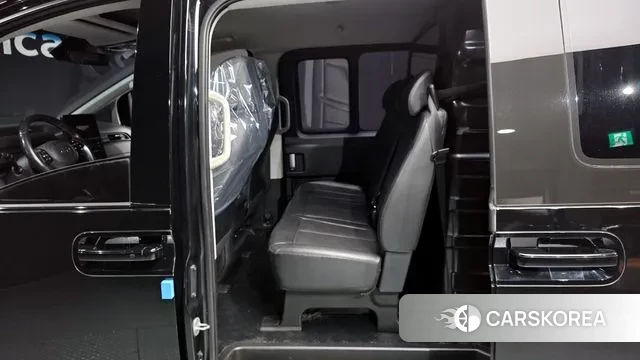 Hyundai Staria 2021 Черный из Кореи, фото 3