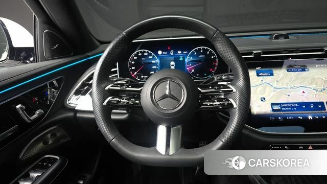 Mercedes-Benz E-Class W214 2024 Белый из Кореи, фото 3
