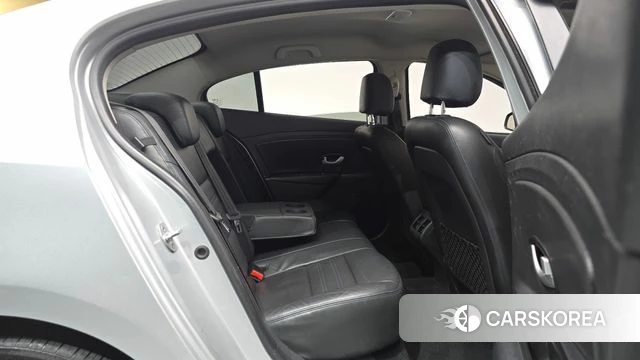 Renault Korea (Samsung) SM3 Z.E. 2019 Серебряный из Кореи, фото 3