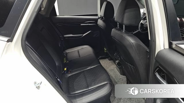 Kia Seltos 2022 Белый из Кореи, фото 3