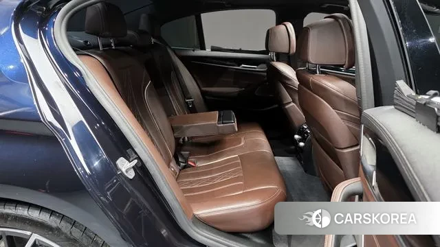 BMW 5 Series (G30) 2021 Черный из Кореи, фото 3