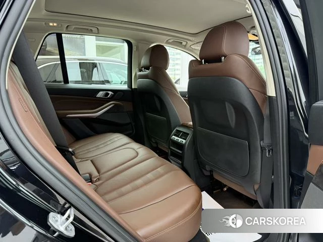 BMW X5 (imported) 2021 Черный из Китая, фото 3