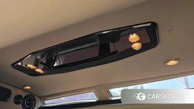 GMC Savana 2023 Белый из Кореи, фото 3