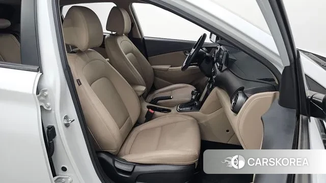 Hyundai Kona 2018 Белый из Кореи, фото 3