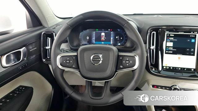 Volvo XC40 2025 Белый из Кореи, фото 3