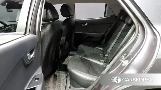 Kia Stonic 2020 Серый из Кореи, фото 3