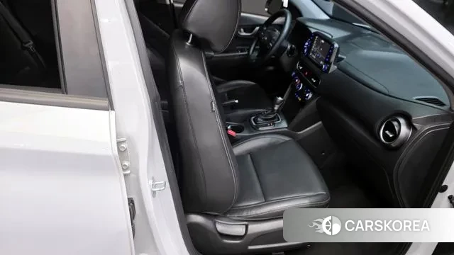 Hyundai Kona 2018 Белый из Кореи, фото 3