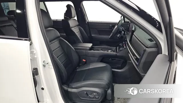 Hyundai Santa Fe (MX5) 2023 Белый из Кореи, фото 3