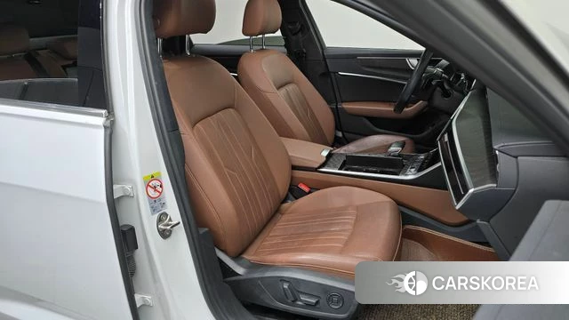 Audi A6 (C8) 2020 Белый из Кореи, фото 3