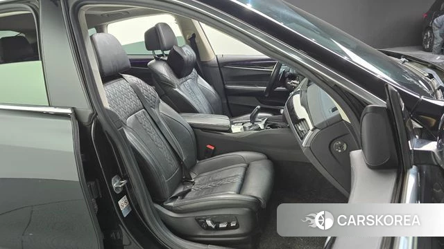 BMW 6 Series GT (G32) 2019 Черный из Кореи, фото 3