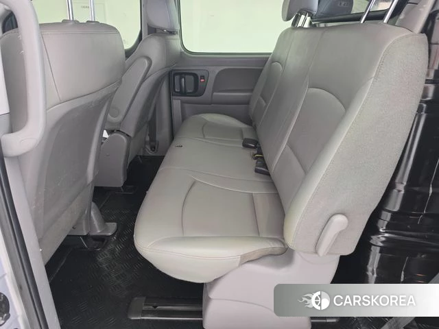 Hyundai The New Grand Starex 2019 Серебристо-серый из Кореи, фото 3