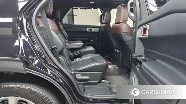 Ford Explorer 6th Generation 2022 Черный из Кореи, фото 3