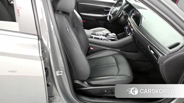 Hyundai Sonata (DN8) 2020 Серый из Кореи, фото 3