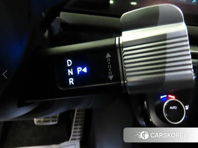 Hyundai The New Tucson Hybrid (NX4) 2024 Серебристо-серый из Кореи, фото 3