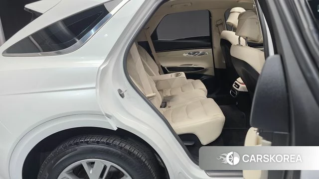 Genesis GV70 2022 Белый из Кореи, фото 3