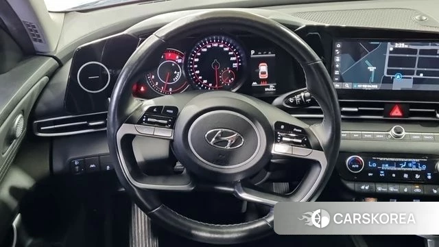 Hyundai Avante (CN7) 2020 Серебристо-серый из Кореи, фото 3