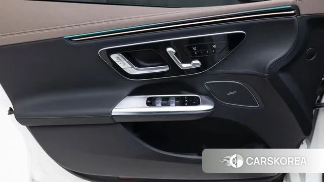 Mercedes-Benz EQE V295 2024 Белый из Кореи, фото 3