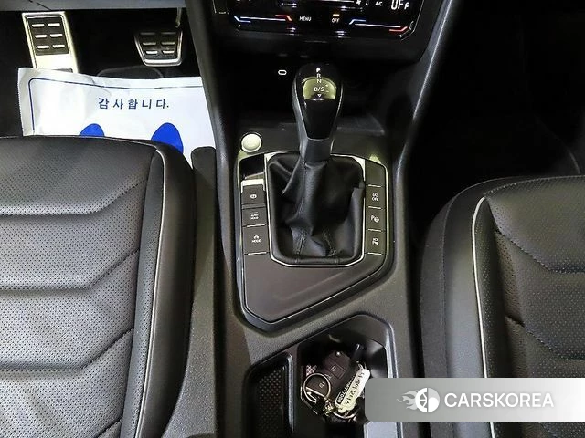 Volkswagen Tiguan Allspace 2023 Синий из Кореи, фото 3