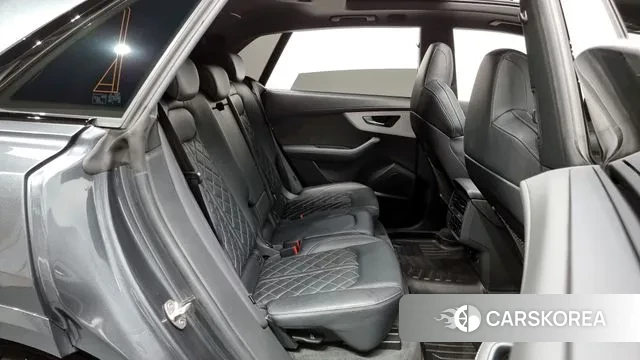 Audi Q8 (4M) 2022 Серый из Кореи, фото 3