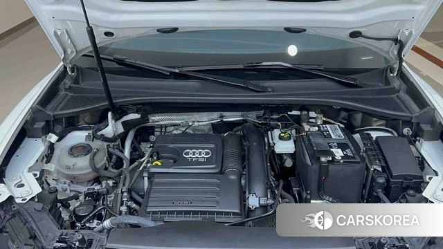 Audi Q3 2023 Белый из Китая, фото 3