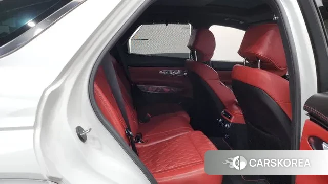 Genesis GV70 2022 Белый из Кореи, фото 3