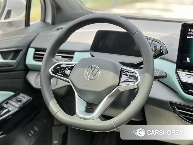 Volkswagen ID.4 X 2023 Белый из Китая, фото 3