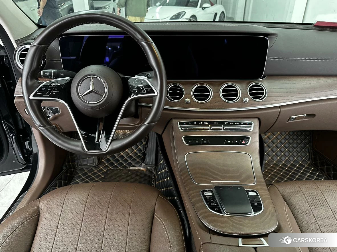 Mercedes-Benz E-Class 2022 Черный из Китая, фото 3